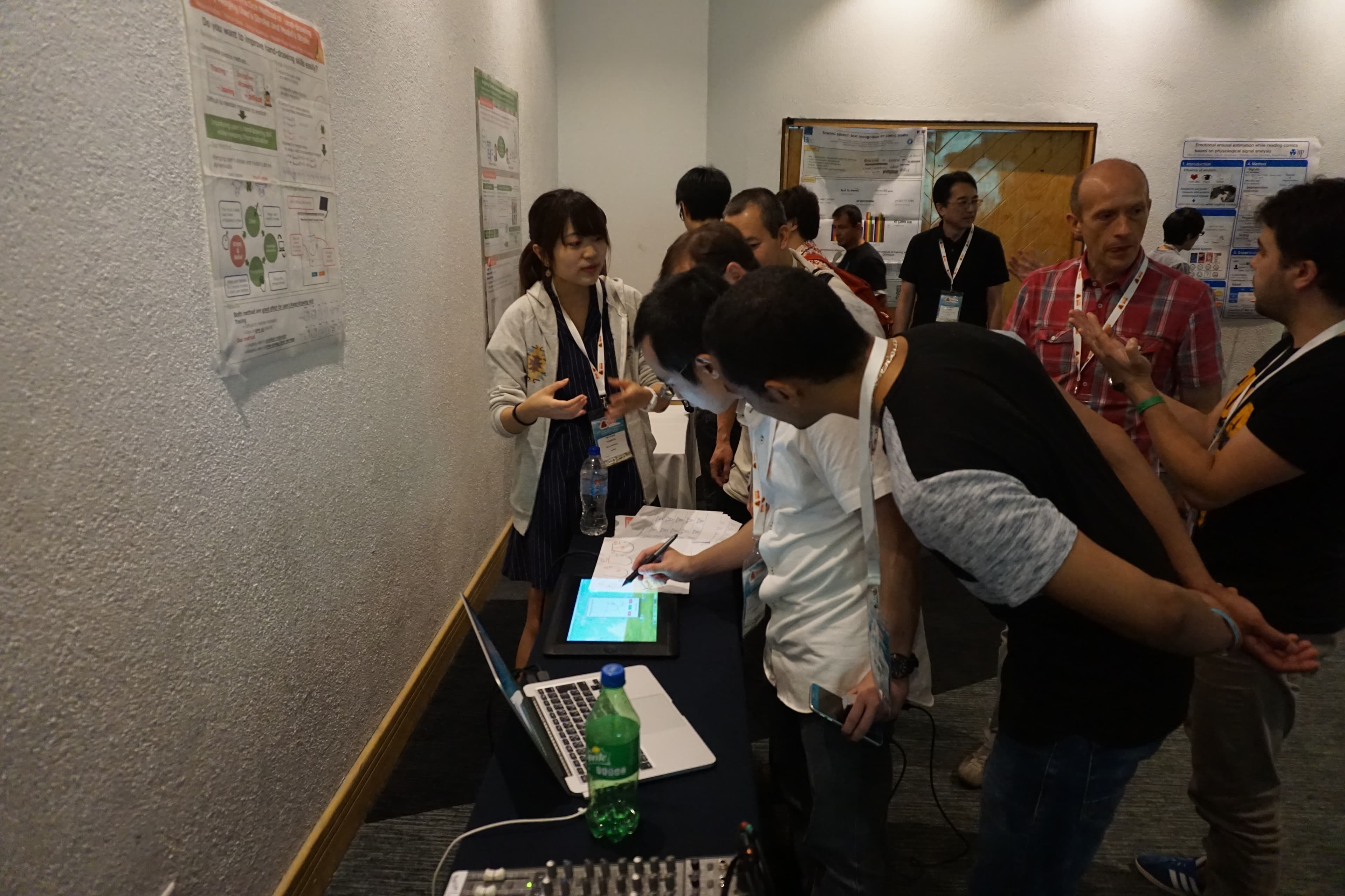 MANPU2016で”A Sustainable Practice Method of Hand-drawing by Merging User’s Stroke and Model’s Stroke”の発表をしてきました(久保田夏美)